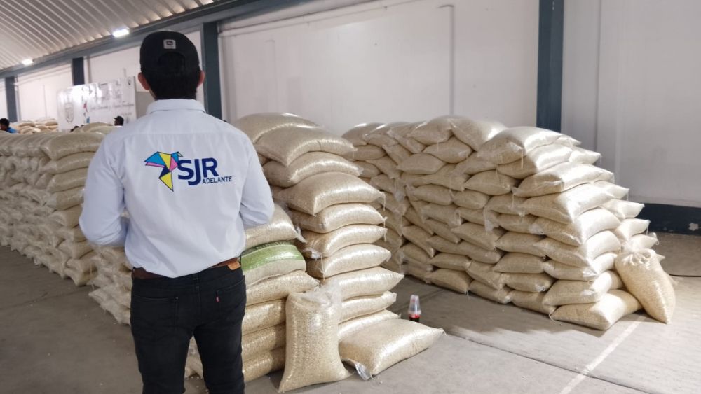 Entrega de apoyos al campo en San Juan del Río.