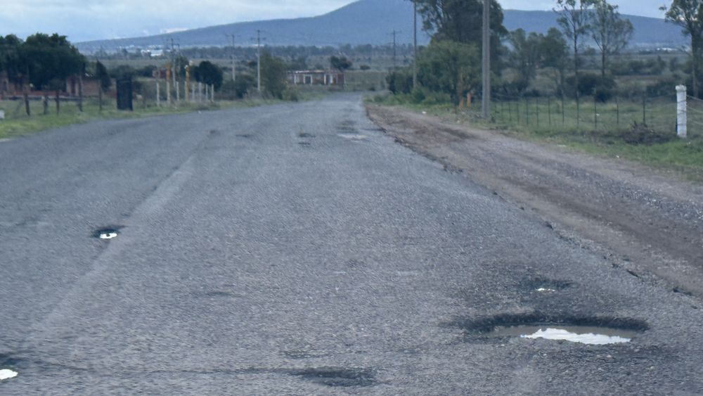 Nopala: Carretera Las Cruces-Polotitlán deplorable y en el abandono.