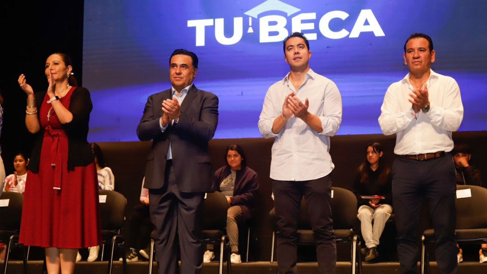 La educación, clave para el progreso de Querétaro: Felifer Macías.