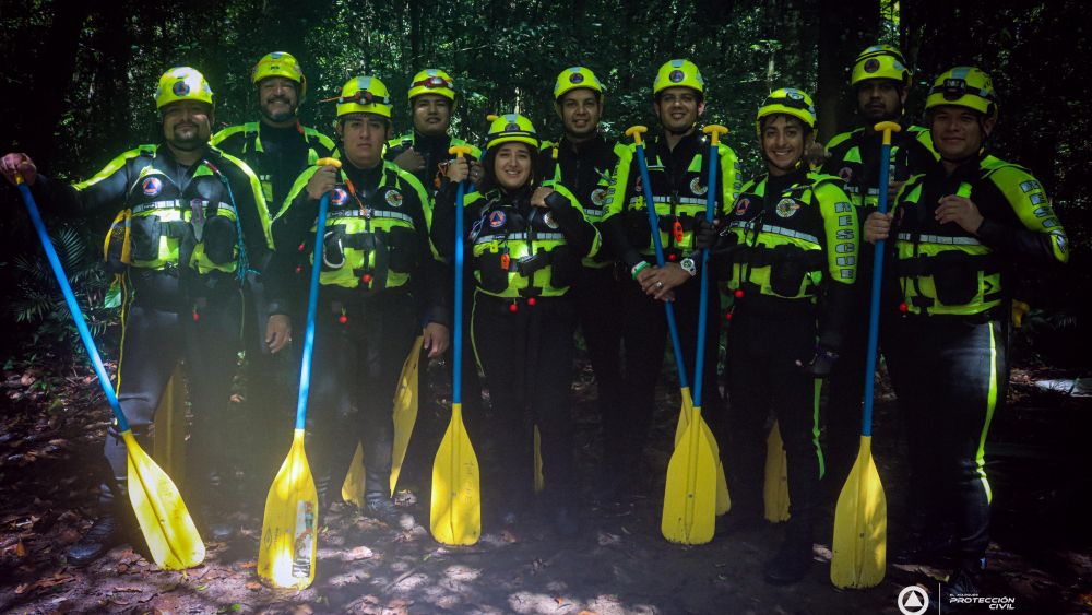 Protección Civil de El Marqués se capacita en emergencias de inundaciones y aguas rápidas.