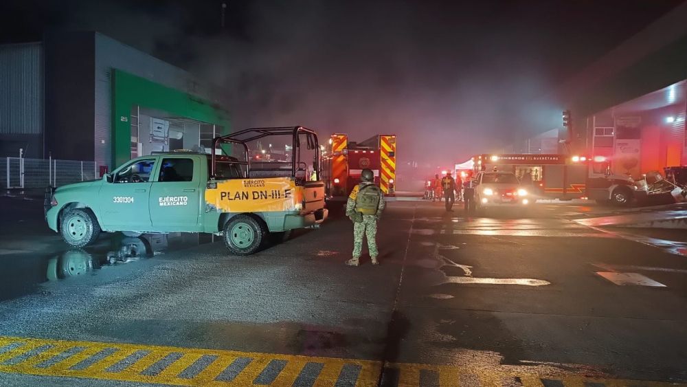 Activan Plan DN-III-E tras Incendio en Parque Industrial.