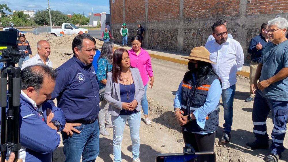 Inicia la Rehabilitación de la Calle 8 Oriente en Valle de Oro con Inversión de 8.5 Millones de Pesos.