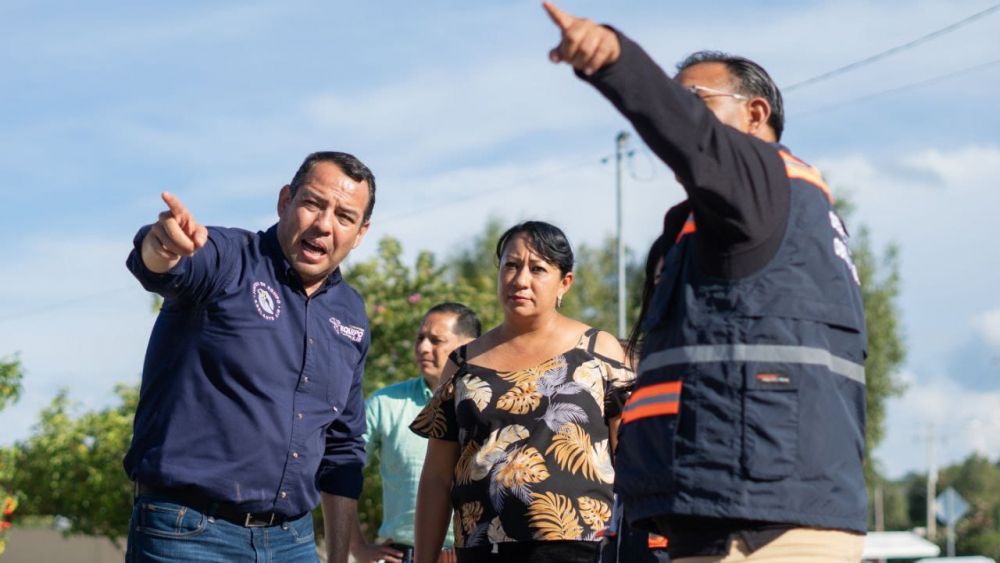 San Juan del Río impulsa infraestructura con rehabilitación de calle en Llanitos Palma de Romero.