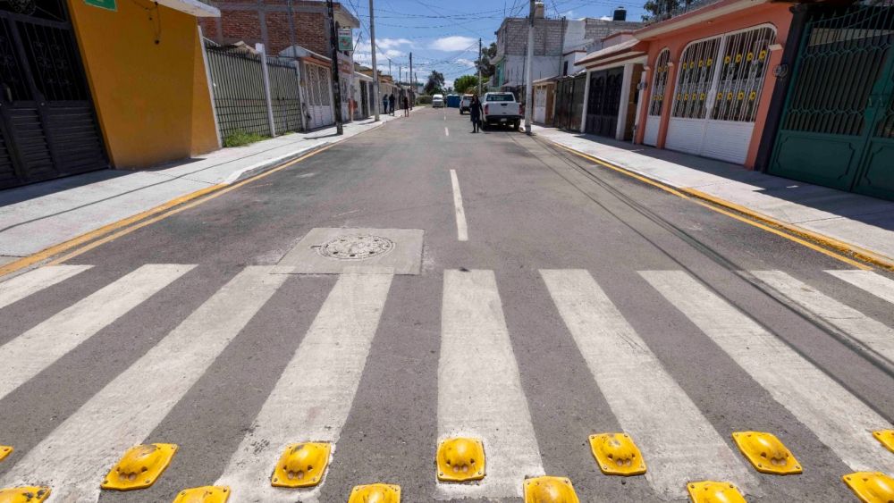 Gobernador Mauricio Kuri entrega mejoras en calles de Rinconada del Sol.