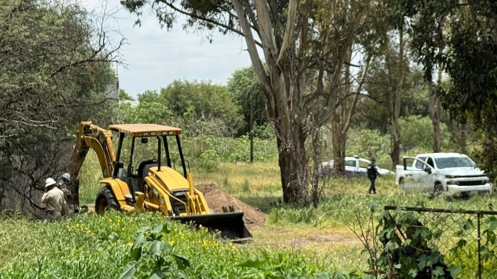 SEDENA y SSPM destruyen túnel para llegar a ductos de Pemex en San Juan del Río.