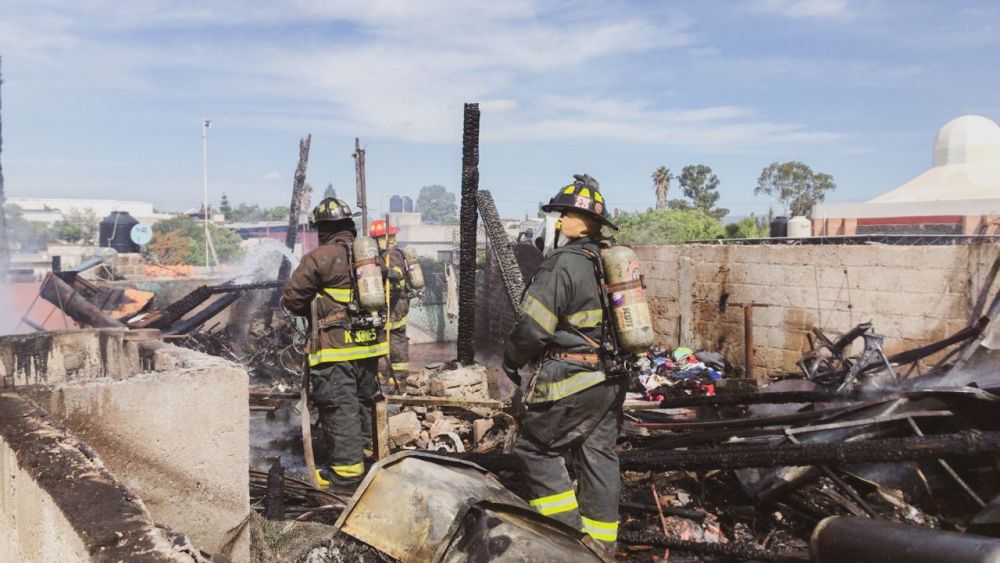 Incendio de vivienda en San José el Alto cobra la muerte de un canino.