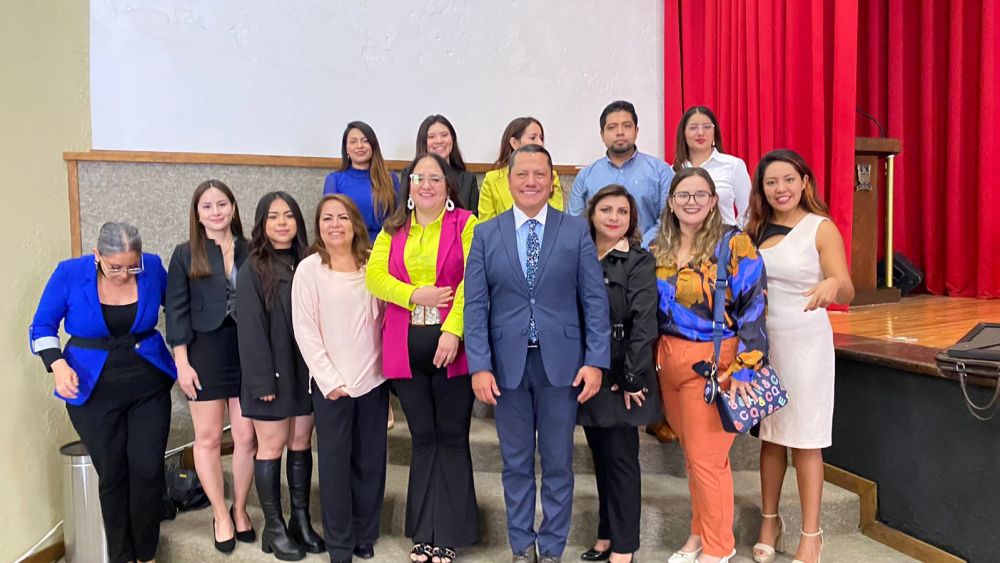 Capacitan al gobierno municipal de San Juan del Río para proteger a la infancia.