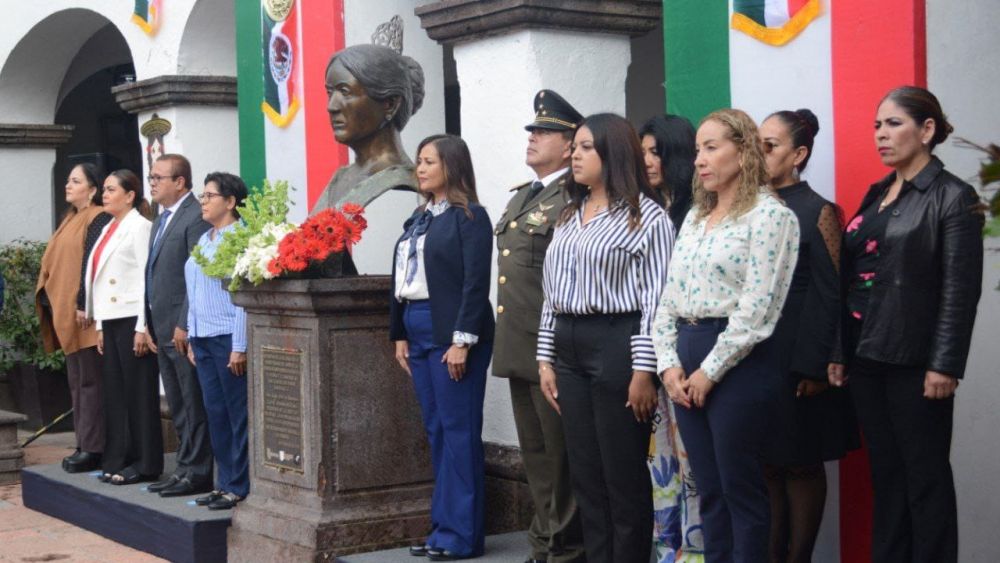 Homenaje en San Juan del Río a Doña Josefa Ortiz de Domínguez.