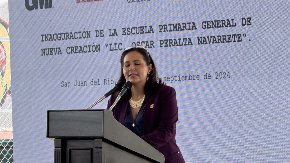 Inauguran Nueva Escuela Primaria Óscar Peralta en San Juan del Río.