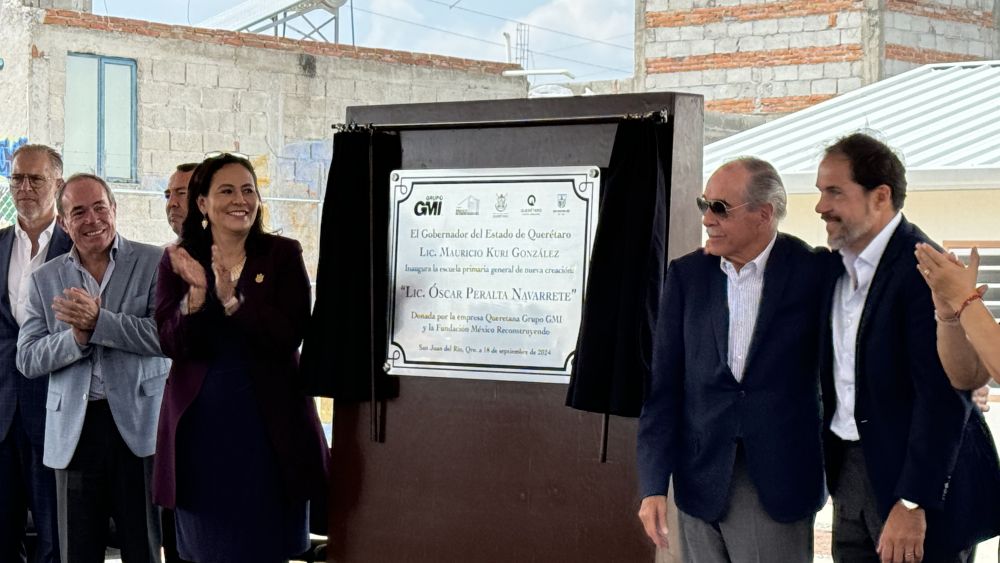 Inauguran Nueva Escuela Primaria Óscar Peralta en San Juan del Río.