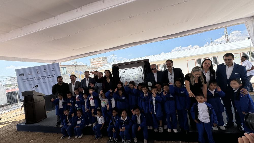 Inauguran Nueva Escuela Primaria Óscar Peralta en San Juan del Río.