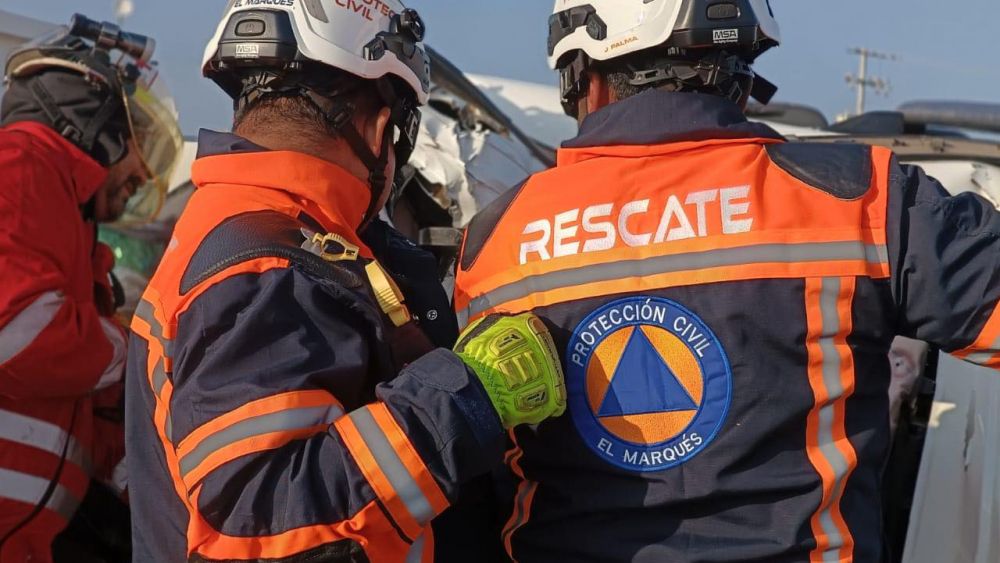 Accidente vial en la carretera estatal 500 atendido por Protección Civil de El Marqués.