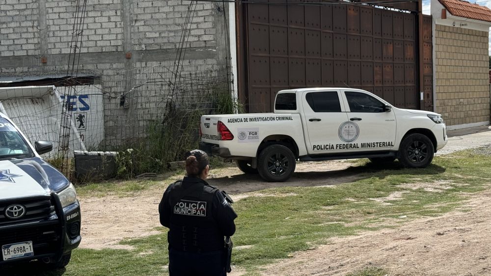 Cateo en la Autopista México-Querétaro relacionado con delitos federales.