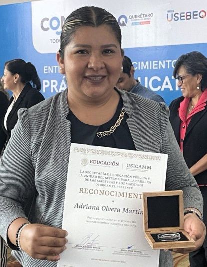 Galardonan a docentes queretanos por sus innovadoras prácticas educativas.