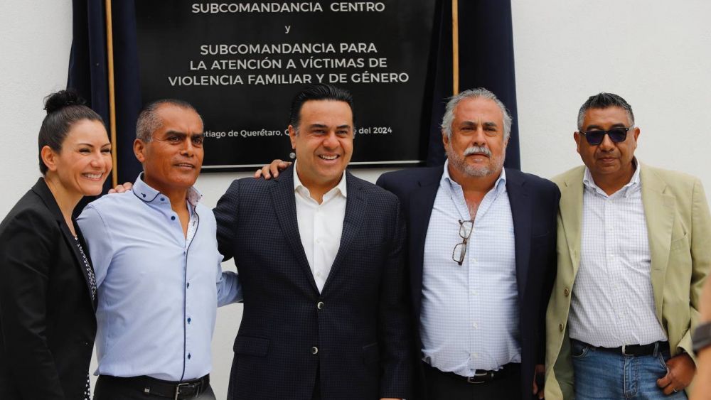 Luis Nava inaugura la nueva subcomandancia del Centro Histórico.