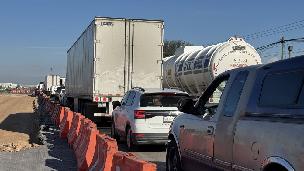 Accidente en la Autopista México-Querétaro: Tráfico Intenso, pero Sin Lesionados.