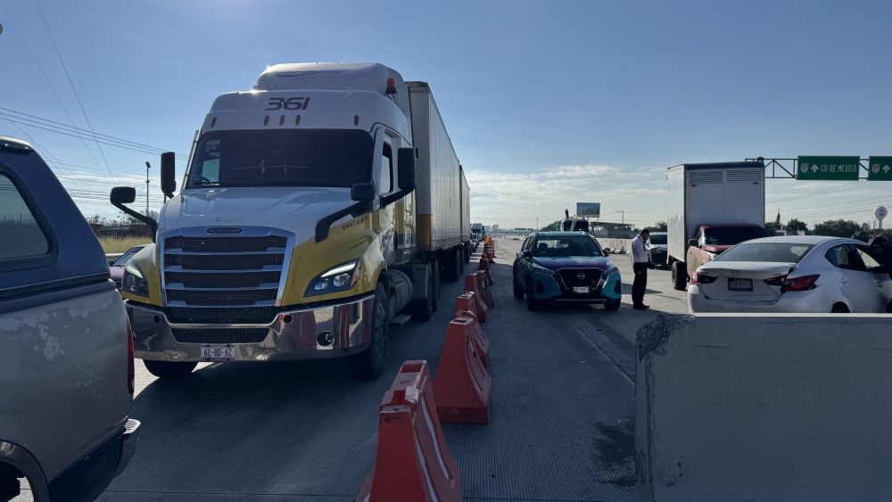 Accidente en la Autopista México-Querétaro: Tráfico Intenso, pero Sin Lesionados.