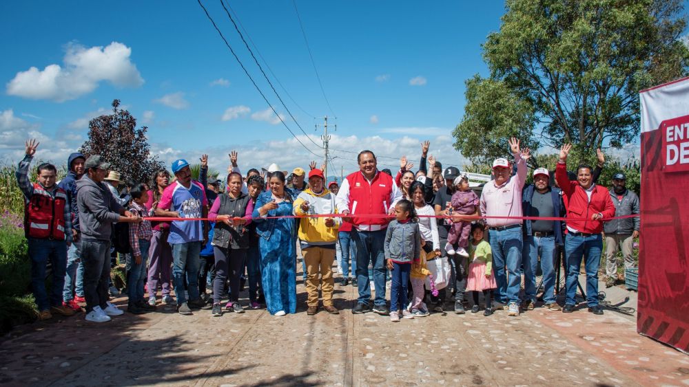 René Mejía concluye su administración con la entrega de más de 50 obras públicas en Amealco.