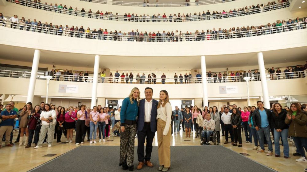 En el Centro Cívico, agradece y reconoce Luis Nava a las y los trabajadores del Municipio.