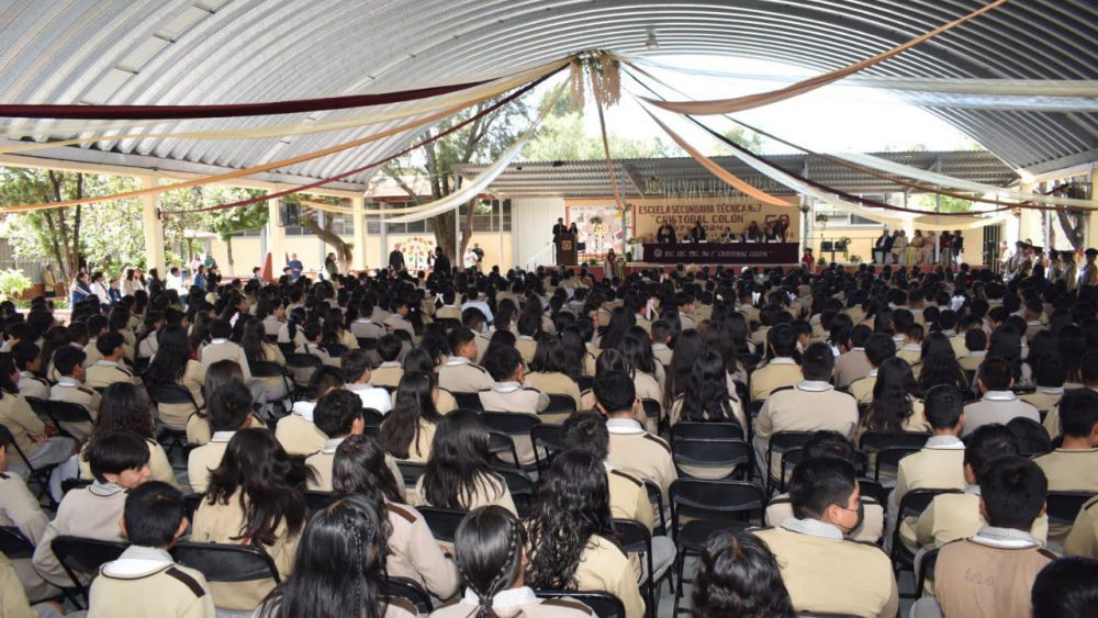 Gaspar Trueba fortalece su compromiso con la educación en Colón.