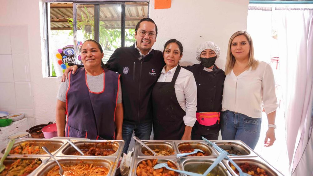 Chepe Guerrero escucha a vecinos de San Francisco y se compromete a mejorar servicios y obras.