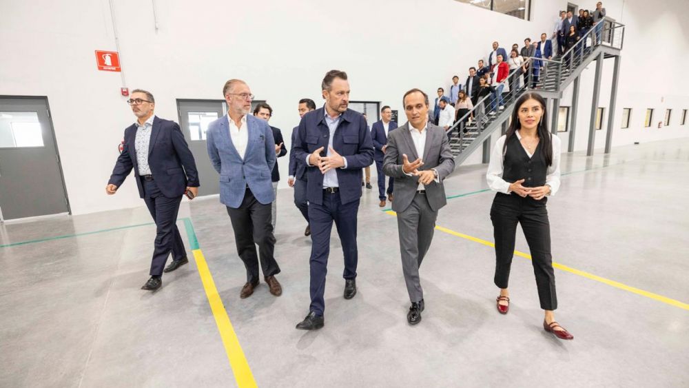 Avery Dennison inaugura nueva planta en Querétaro.