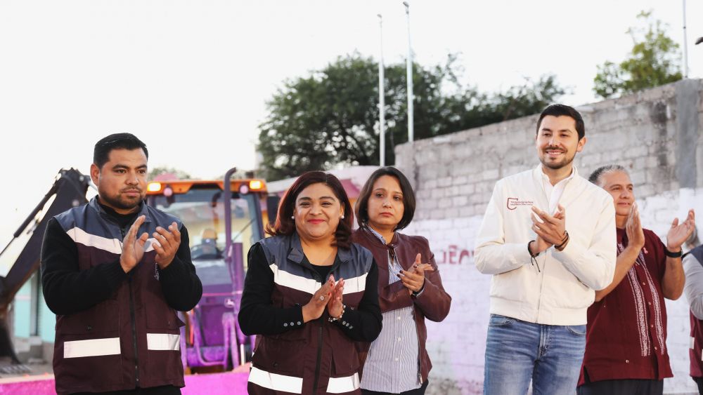 Héctor Magaña arranca obra de rehabilitación en Los Cerritos Tequisquiapan. 