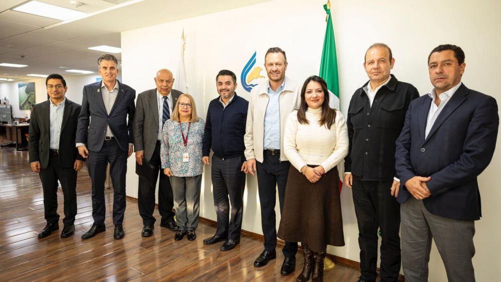 Gobernador Mauricio Kuri gestiona avances del Sistema de Regeneración de Agua El Batán.