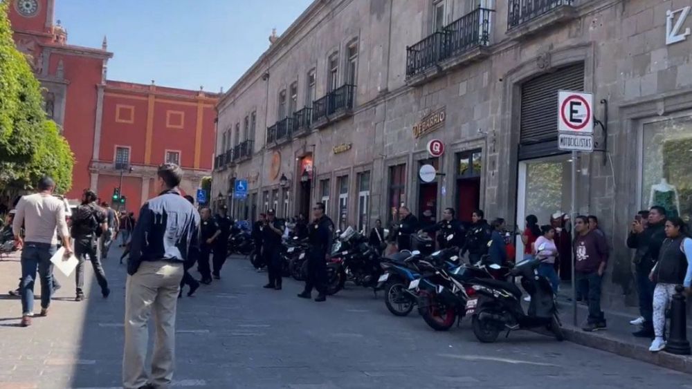 Operativo intensificado en el Centro Histórico para ordenar comercio informal.