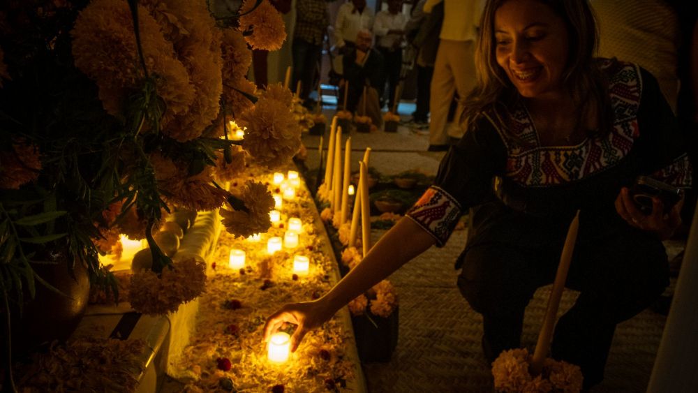 La ONU se une a la tradición mexicana con ofrendas por la vida y la paz.