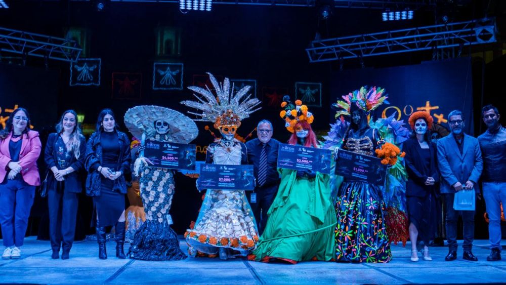 Éxito del Concurso de Catrinas en el 18vo Festival de Día de Muertos de San Juan del Río.