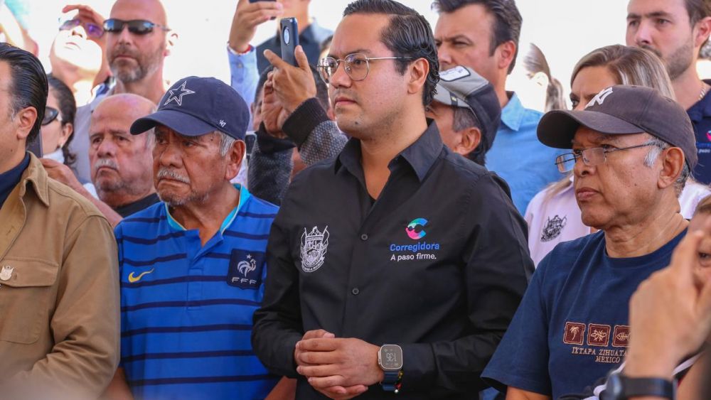 Chepe Guerrero y Mauricio Kuri inauguran obras de urbanización en Candiles.