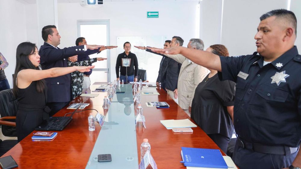 Rinde protesta la Comisión del Servicio Profesional de Carrera Policial en Corregidora.