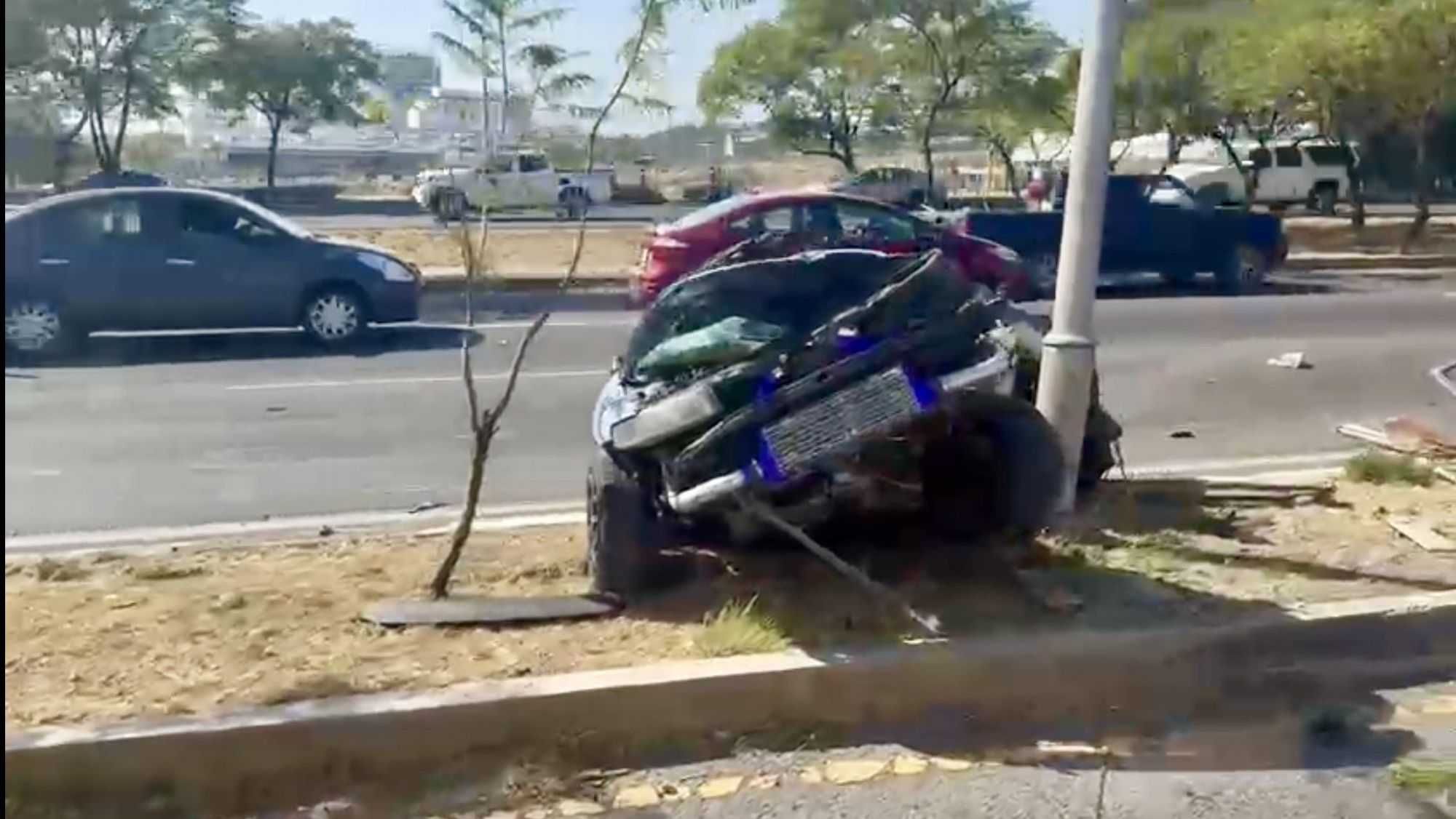 Accidente Múltiple En Paseo De La República Deja Varios Lesionado
