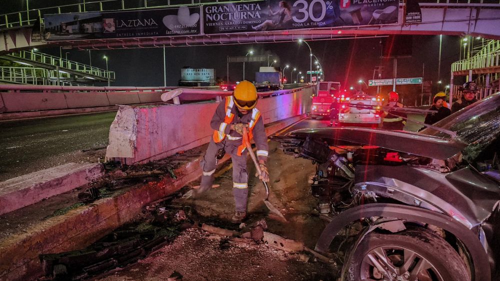 Accidente Vehicular en Paseo Constituyentes de Querétaro. Foto: Ilustrativa/ Facebook/Protección Civil del Municipio de Querétaro.