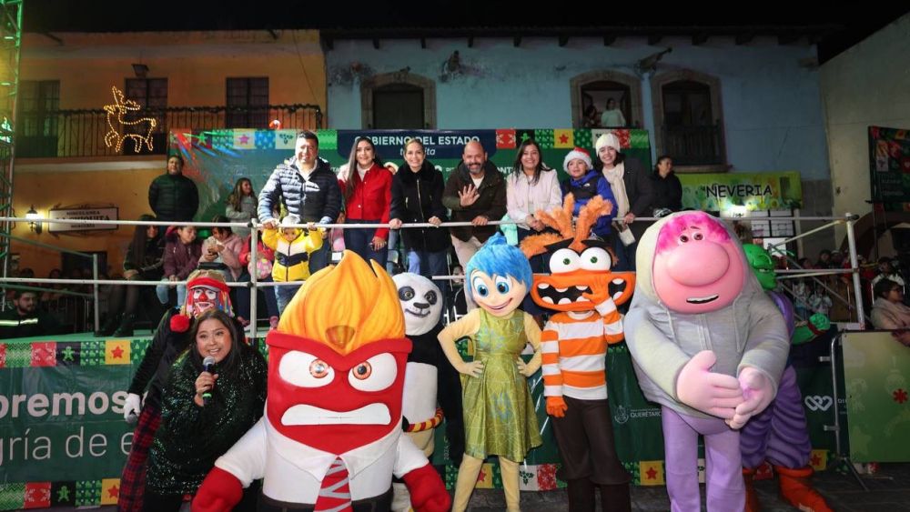 Desfile Navideño del Festival Alegría Contigo 2024 conquista Huimilpan.