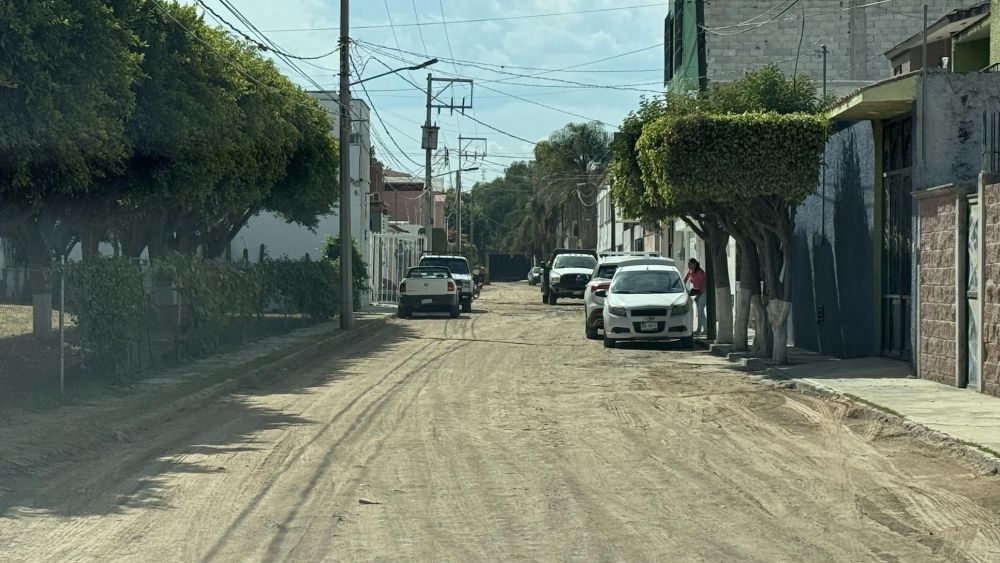 Un cochinero la obra en Circuito del Molino en San Juan del Río.