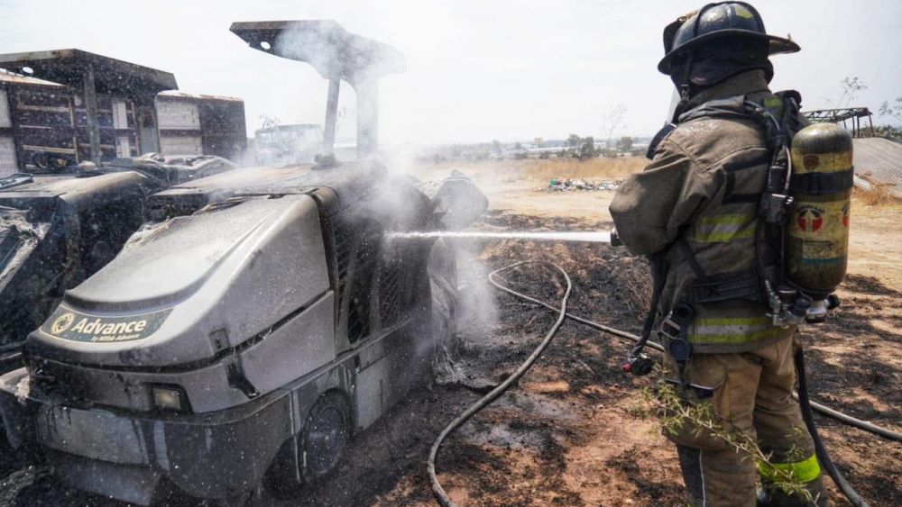 Bomberos de San Juan del Río reporta intensa actividad durante fin de año. Foto: Cortesia/ Bomberos San Juan del Río.