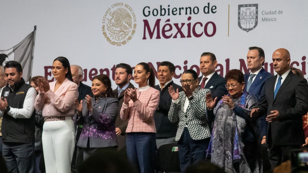 Kuri y Sheinbaum llaman a la unidad en Encuentro Nacional Municipal.