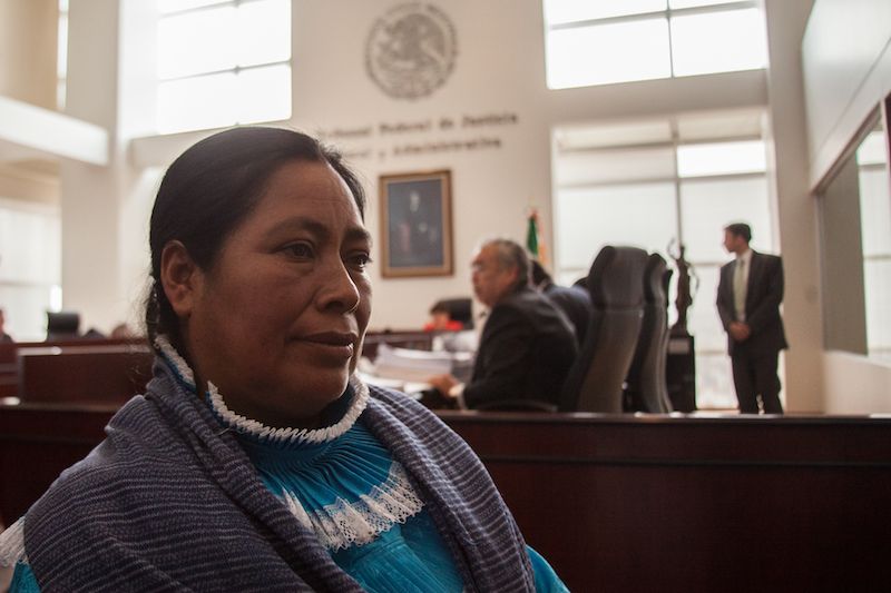 Jacinta Francisco acudió al Tribunal Federal de Justicia Fiscal y Administrativa para escuchar el fallo a su favor | CIMACFoto: César Martínez López