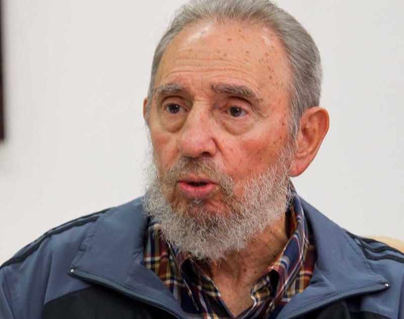 Fidel Castro Icónico Líder Revolucionario Del Siglo Xx 1999