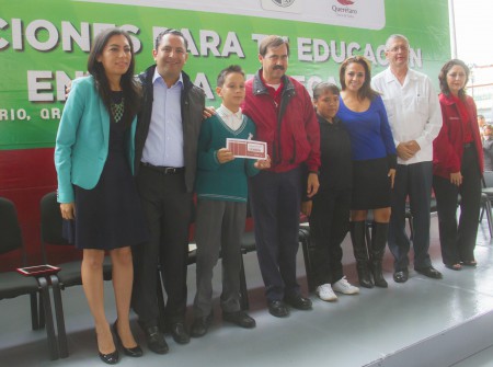 San Juan del Río va por buen rumbo en materia educativa: Pineda