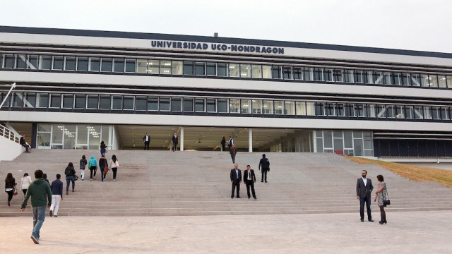 inicio del ciclo escolar de la Universidad Uco-Mondragón.