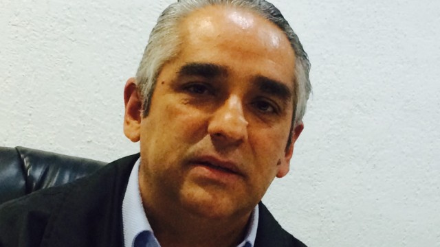 Carlos Rivas, Secretario de Finanzas.