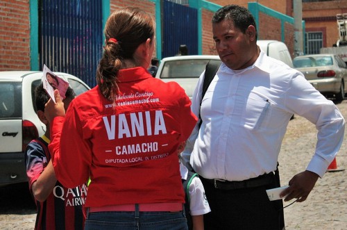 Vania Camacho.