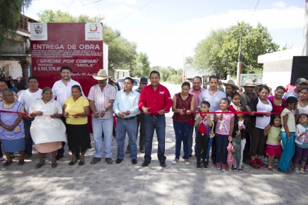 El alcalde Fabián Pineda Morales, entregó obras en la zona rural de San Juan del Río.