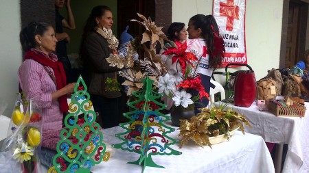 Bazar navideño de Cruz Roja. 