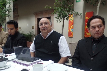 Javier Peña, Secretario de Organización y Elecciones de la Segunda Circunscripción federal del PES nacional, desconoció a Gustavo Buenrostro como dirigente en Querétaro.