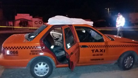 Muere hombre atropellado por taxista en Tequisquiapan.