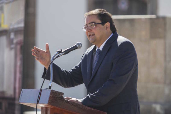 El presidente municipal, Guillermo Vega Guerrero, anunció una inversión de un millón de pesos para comenzar con la primer etapa de tecnificación de los hornos ladrilleros.